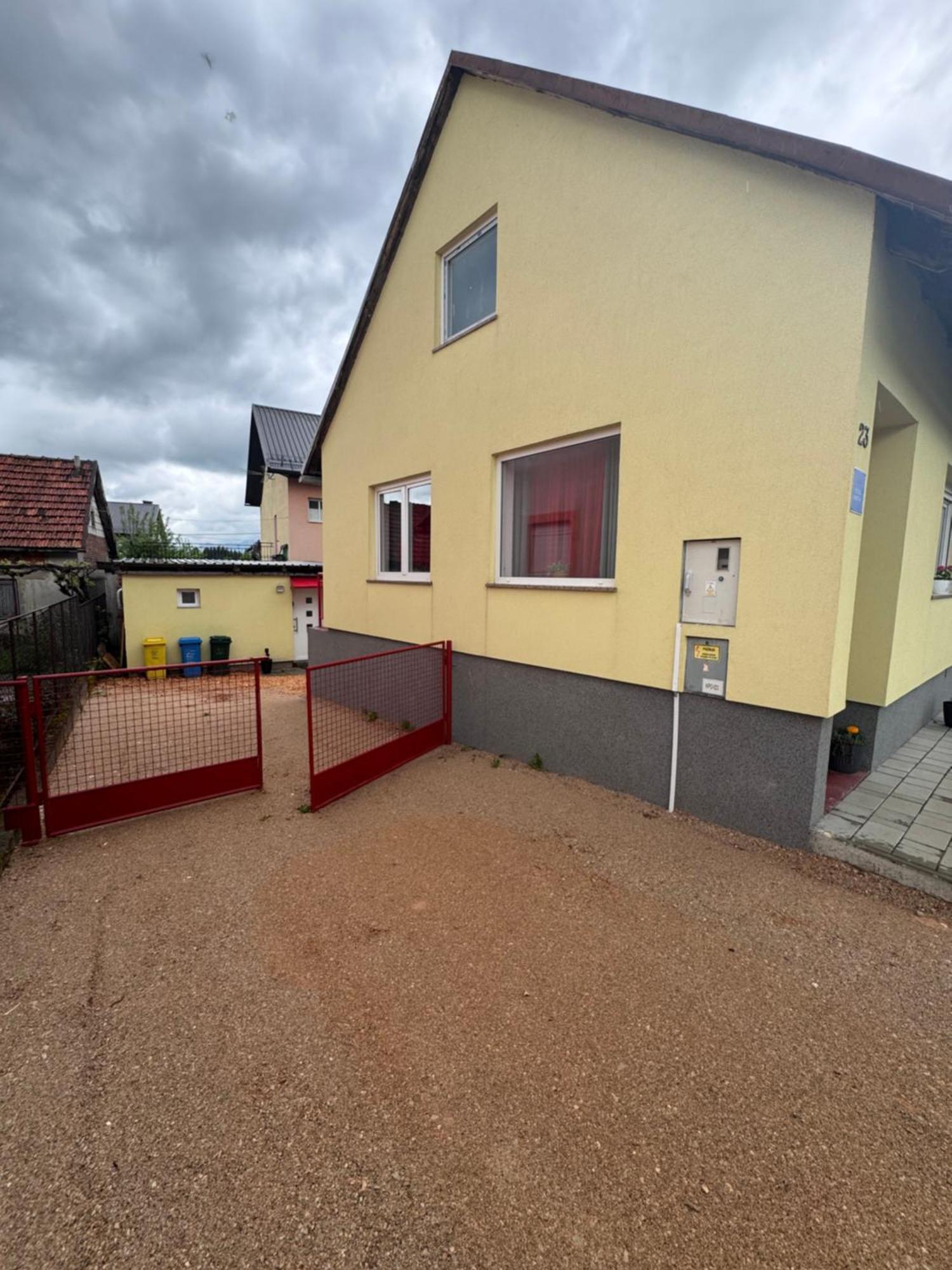 Apartman Josip Gospić Exterior foto