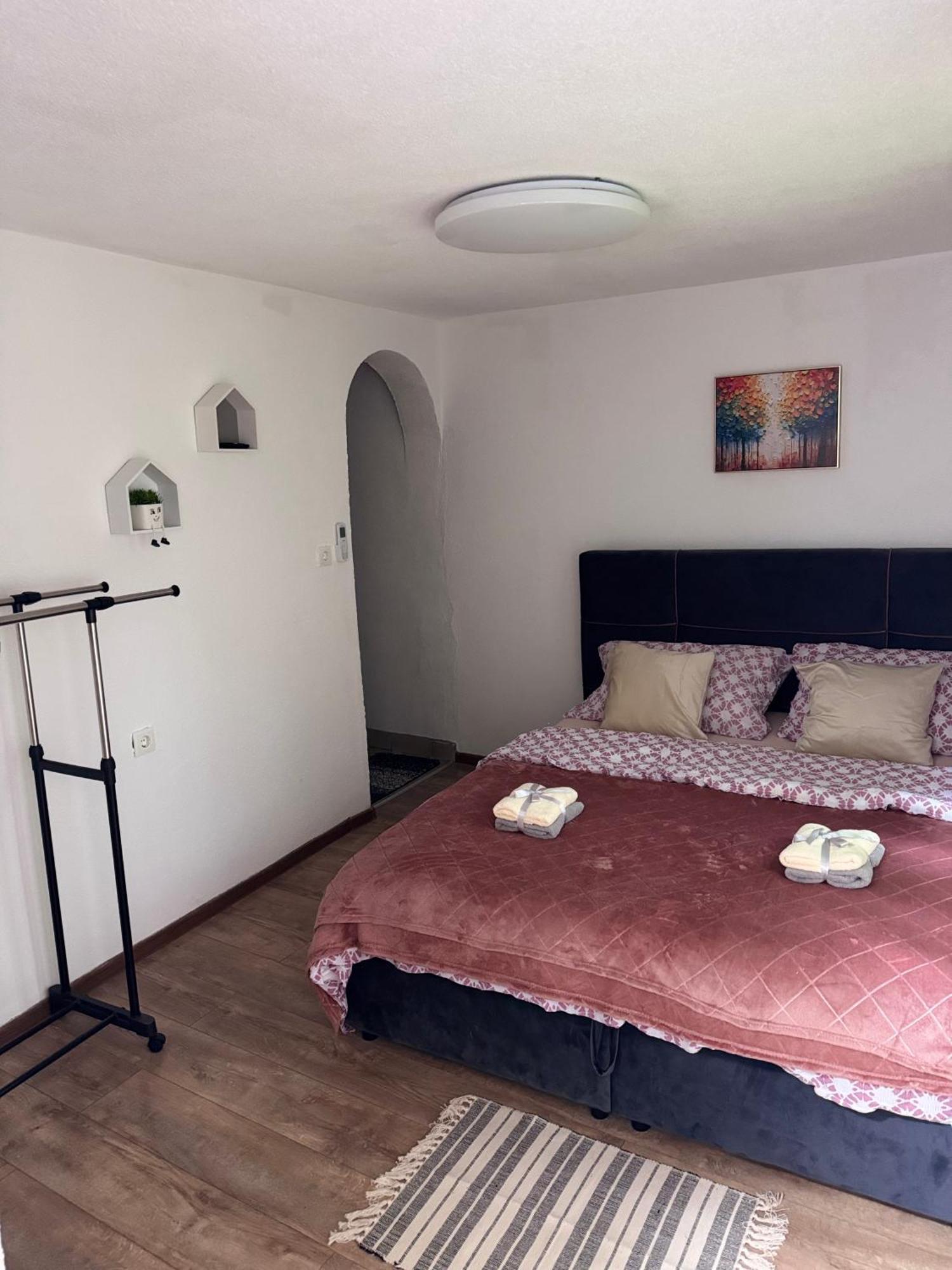 Apartman Josip Gospić Exterior foto