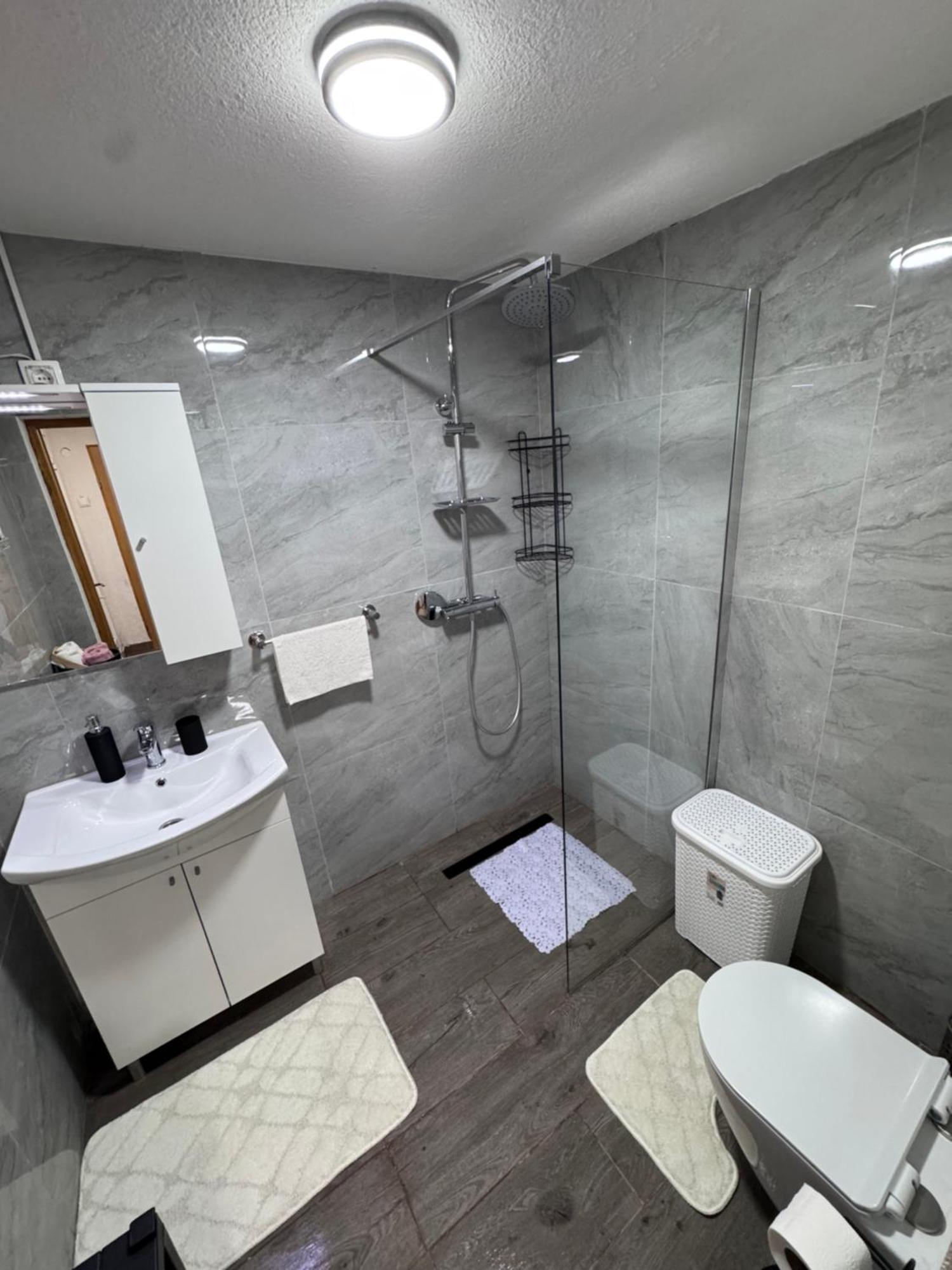 Apartman Josip Gospić Exterior foto