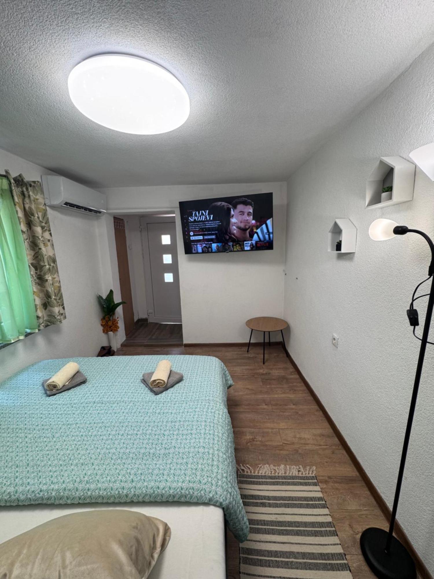 Apartman Josip Gospić Exterior foto